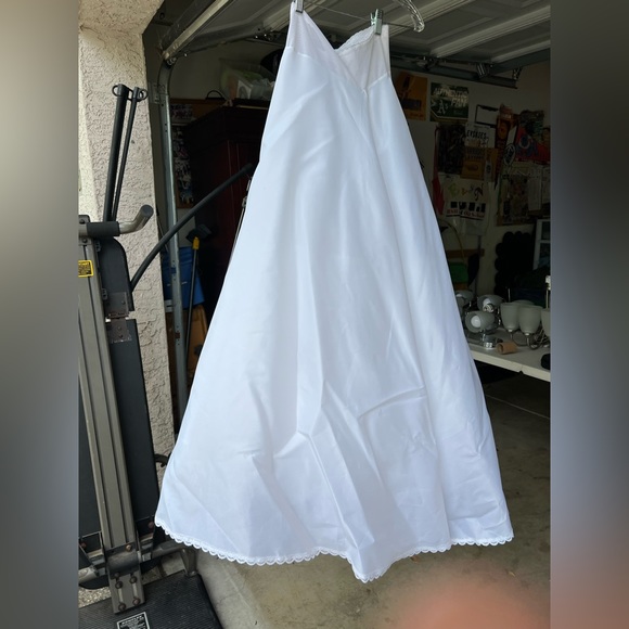 White Petticoat/slip for under gowns - Picture 1 of 2